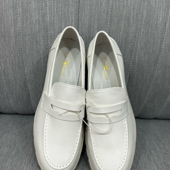 Y2K style Women's White Chunky Loafers size 9 - Picture 5 of 6